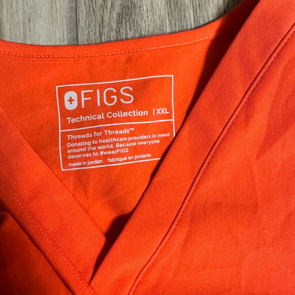 🔥 Figs Fireside Caterina One Pocket Top & Zamora Jogger Scrub Bottoms XXL - Picture 2 of 8
